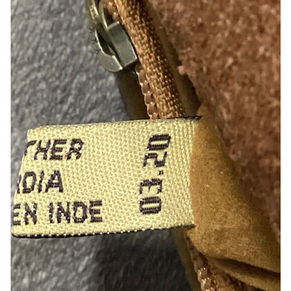 Patricia Nash - Picture 5 of 8